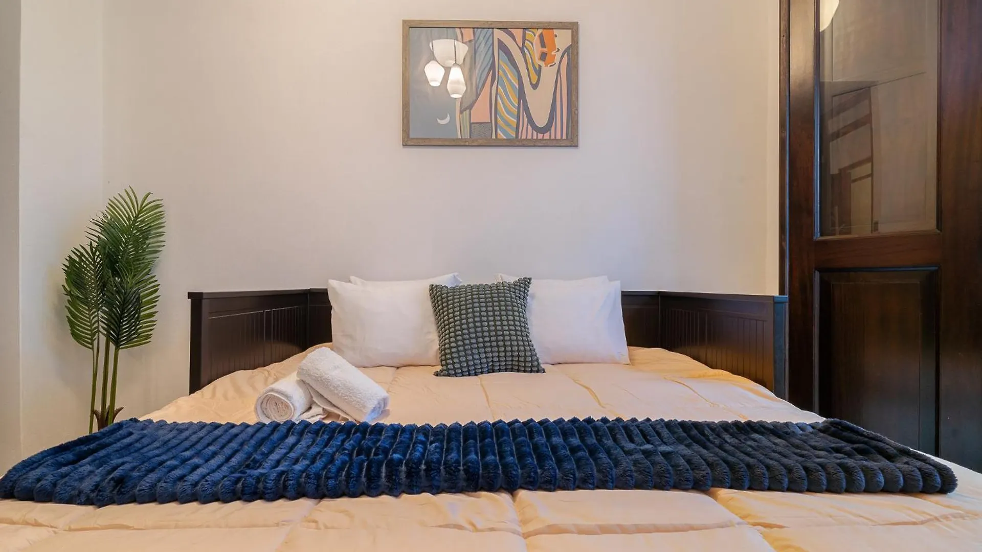 Soho House Private Patio Luxury 2Bd Appartment San Juan