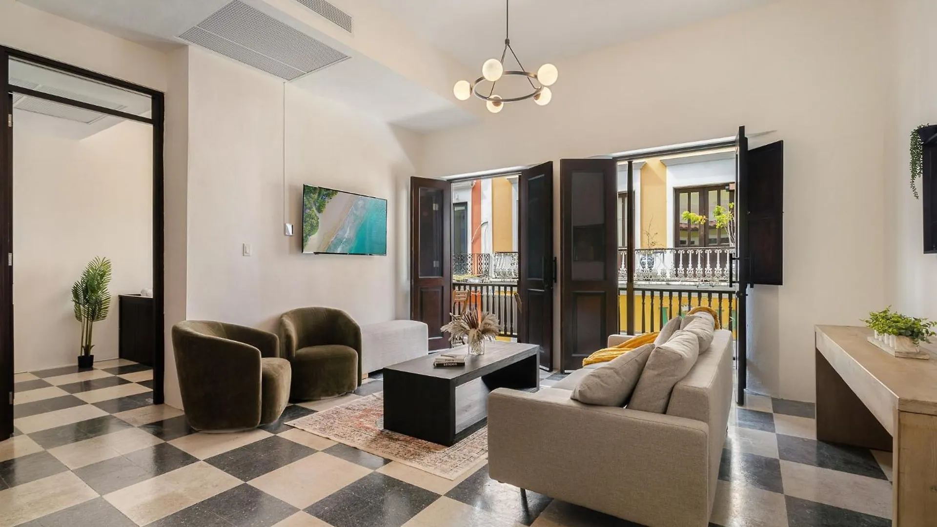 Soho House Private Patio Apartment San Juan